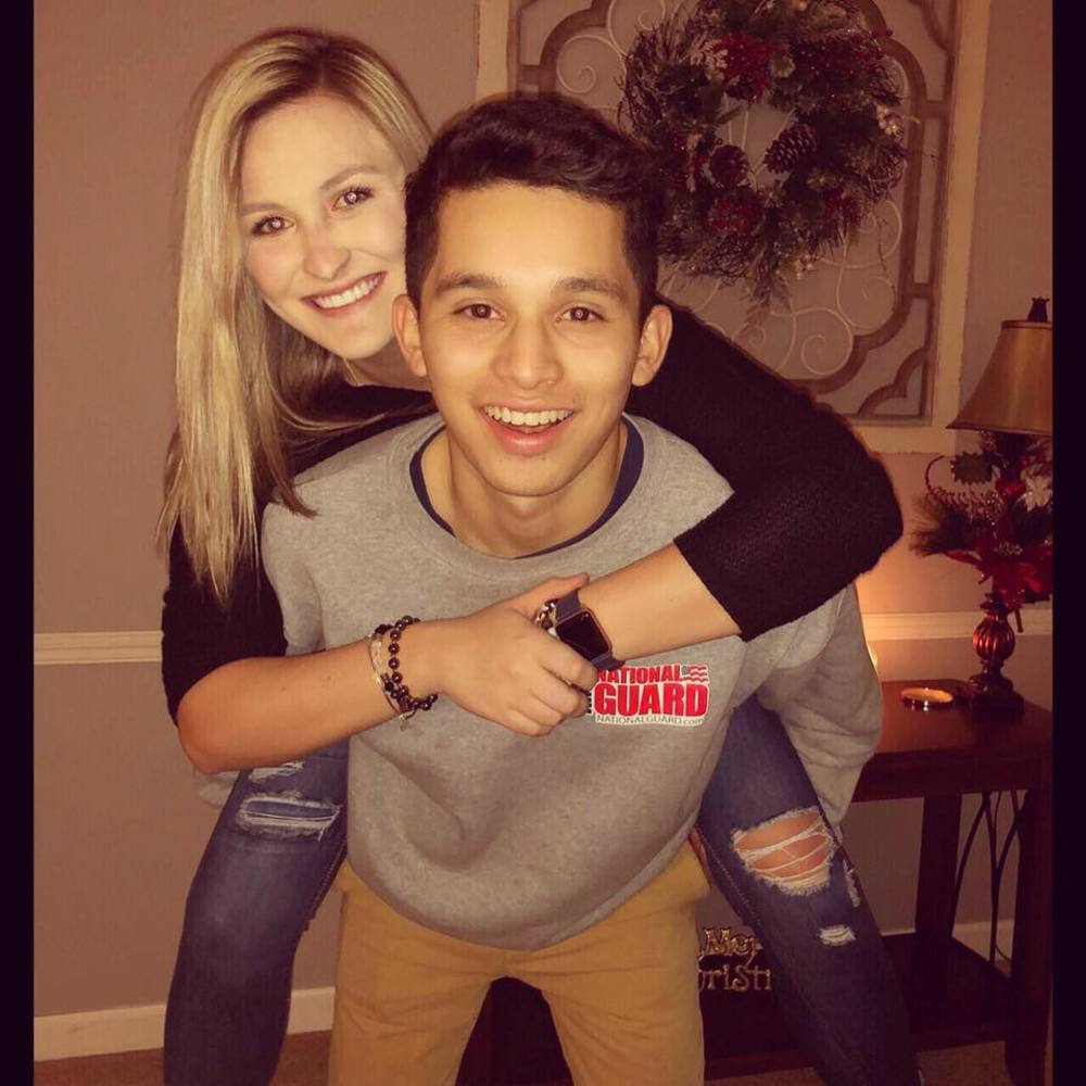 Meet your Posher, Cortney